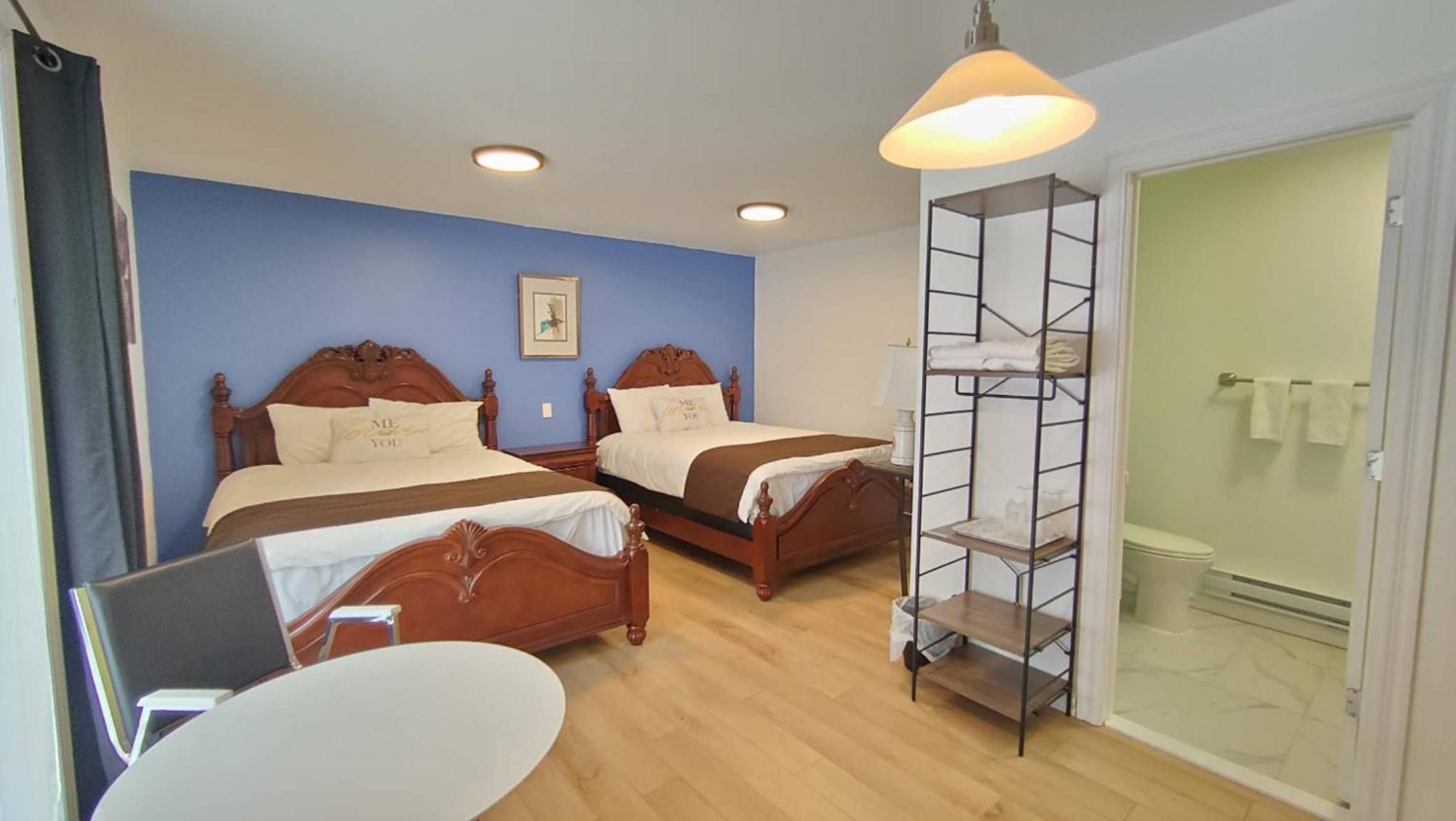 Motel Le Radisson De Val-David Bagian luar foto
