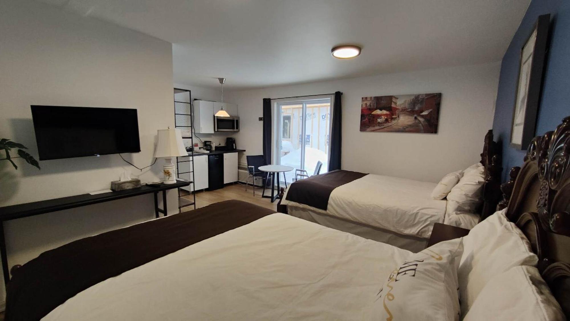 Motel Le Radisson De Val-David Bagian luar foto