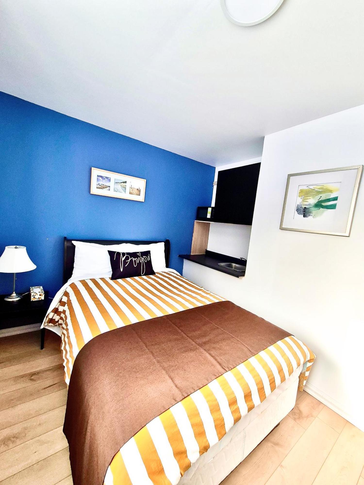 Motel Le Radisson De Val-David Bagian luar foto