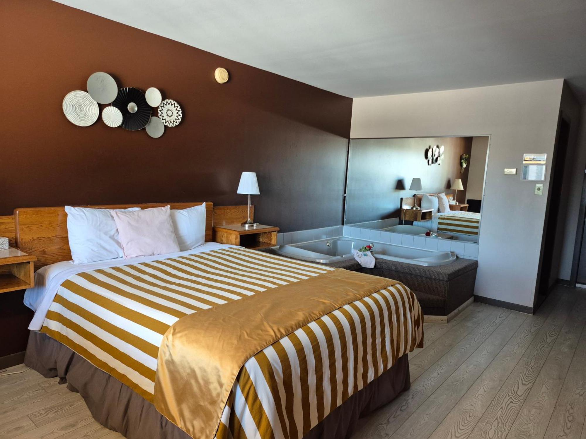 Motel Le Radisson De Val-David Bagian luar foto